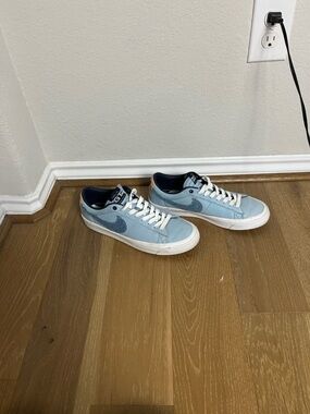 Nike Blazer Low GT SB 'Light Denim' | Blue |
Men's Size 9